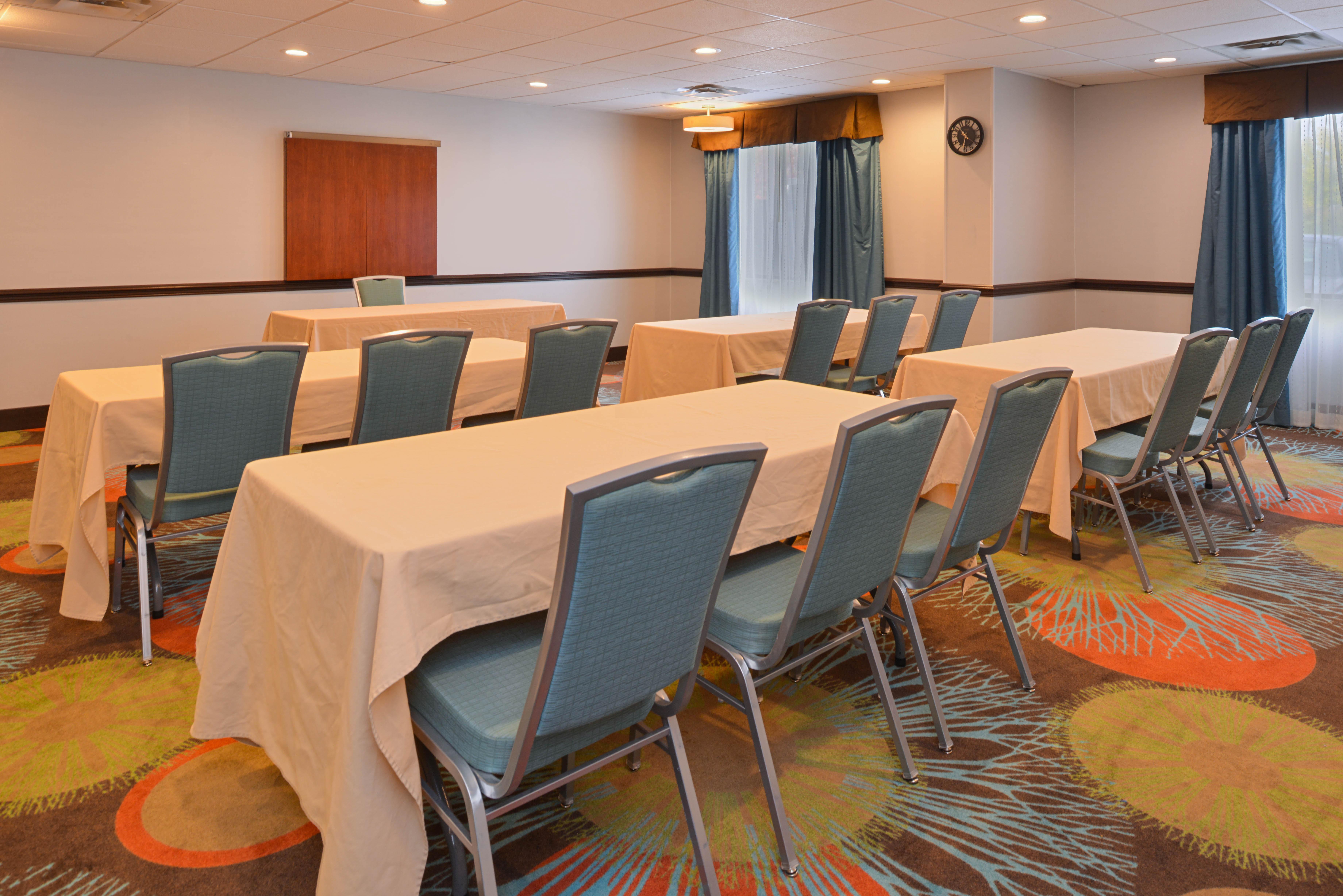 Hotel Express & Youngstown - North Lima/boardman By Ihg