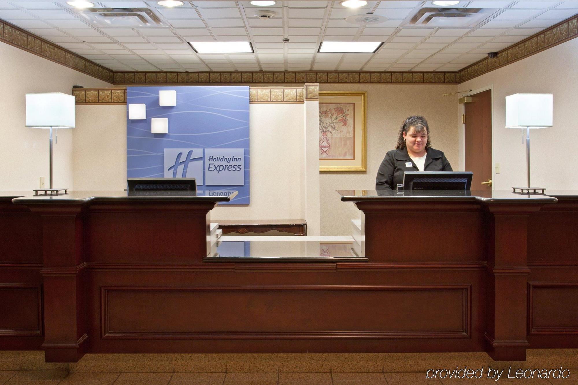 Hotel Express & Youngstown - North Lima/boardman By Ihg 2*
