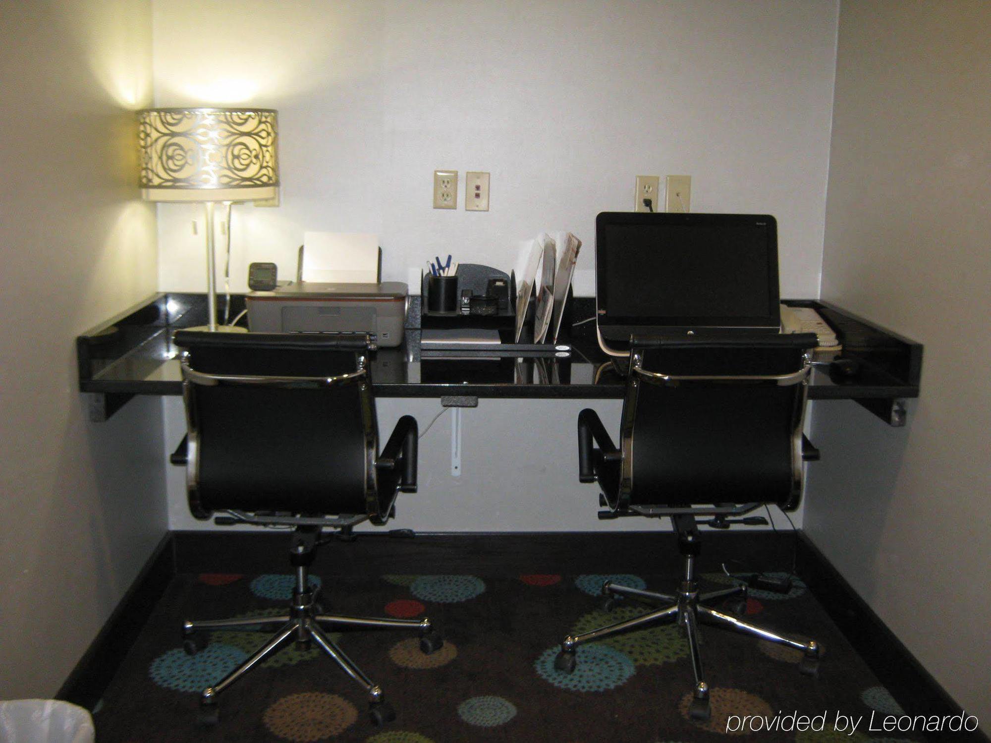 Express & Youngstown - North Lima/boardman By Ihg 2* North Lima